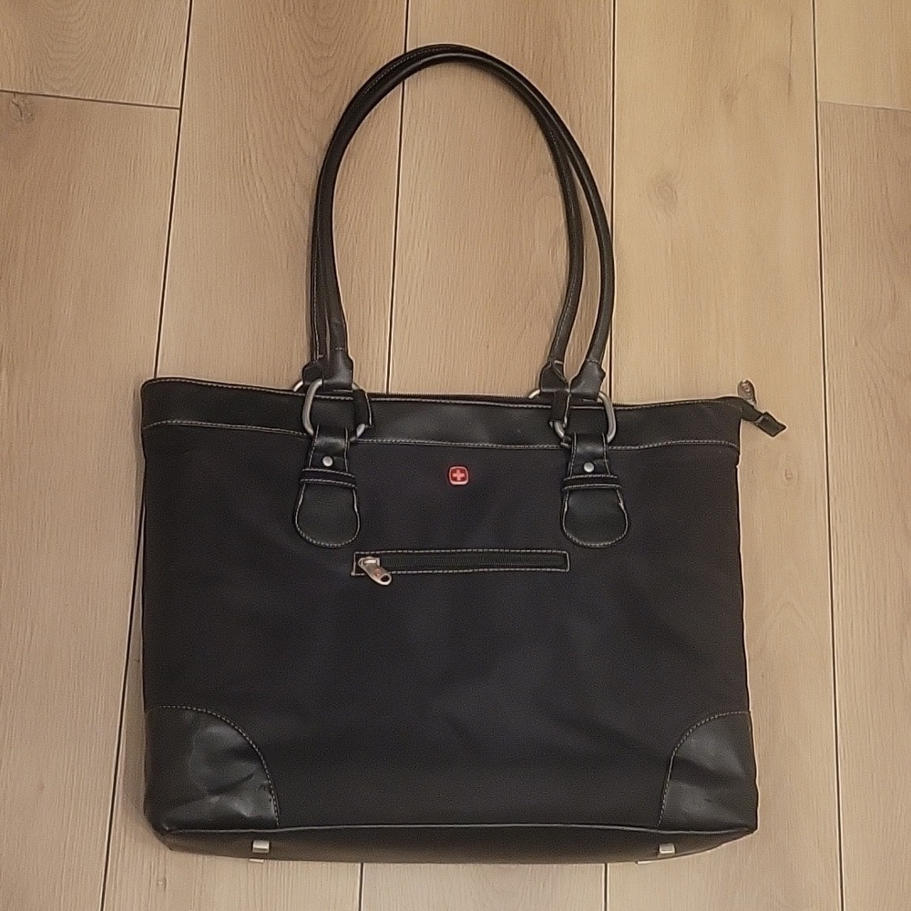 Swissgear by Wenger Ladies Computer Briefcase